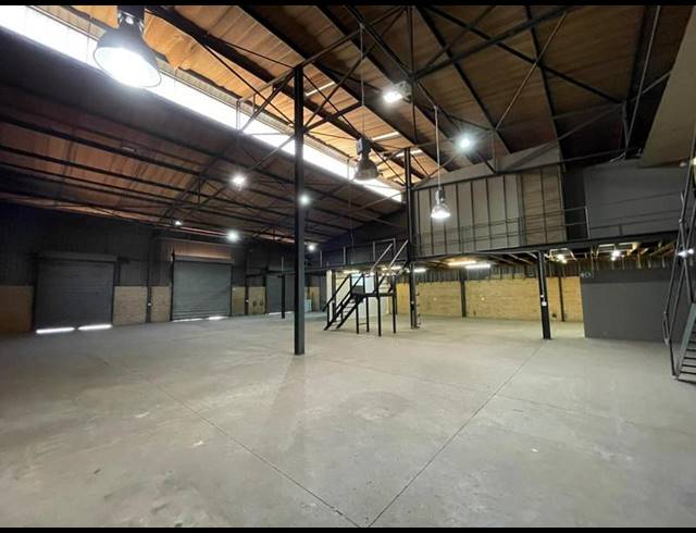 INDUSTRIAL PROPERTY TO RENT IN HENNOPSPARK